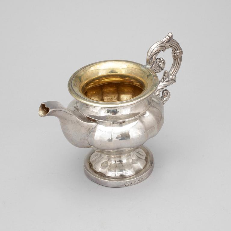 KANNA, silver, Gustaf Möllenborg, Stockholm 1838, vikt ca 290 g.