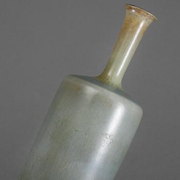 VAS, stengods, Berndt Friberg, signerad samt Gustavsbergs studiohand, 1954.
