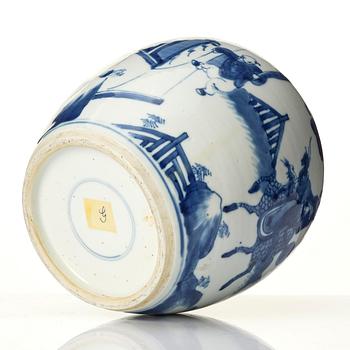 A blue and white jar, Qing dynasty, Kangxi (1662-1722).