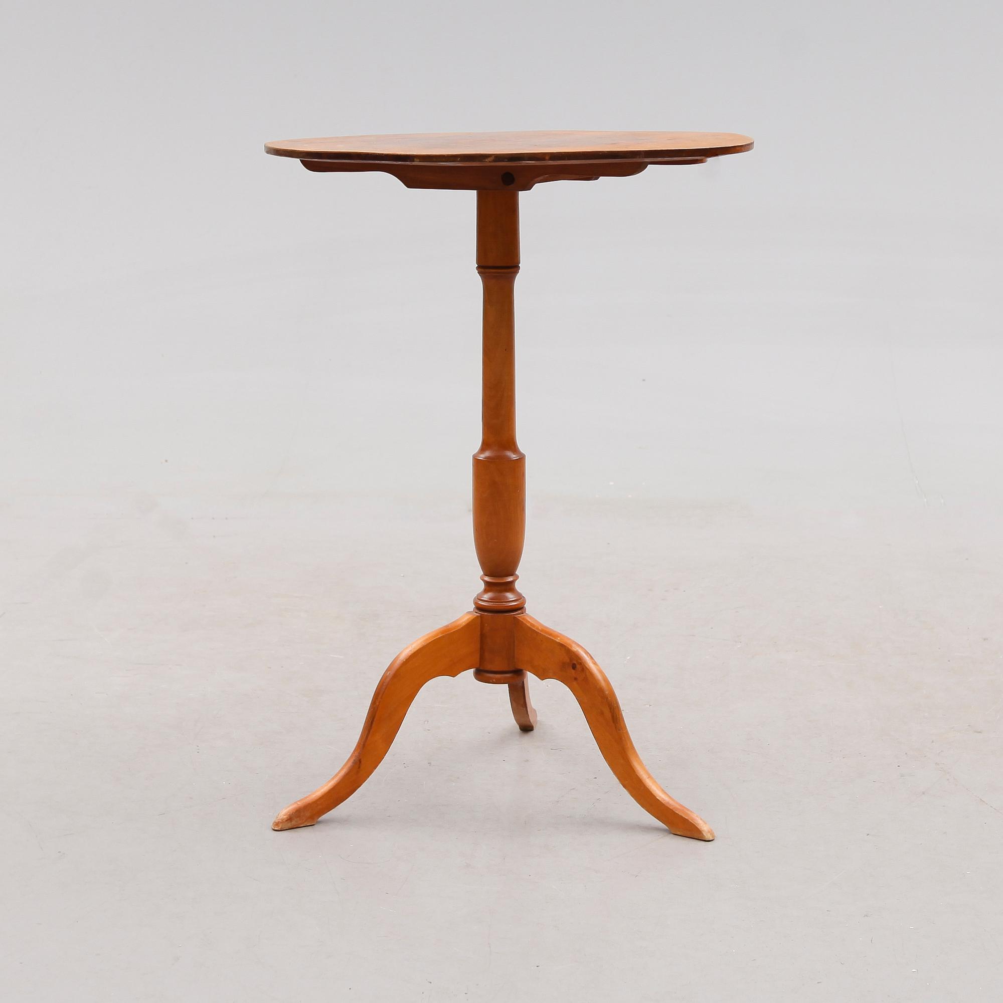 FÄLLBORD, 1900-talets mitt.
