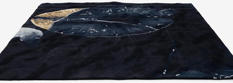 Denise Grünstein, matta "Halo", handtuftad, ca 285 x 269 cm, Ferreira de Sá, Portugal.