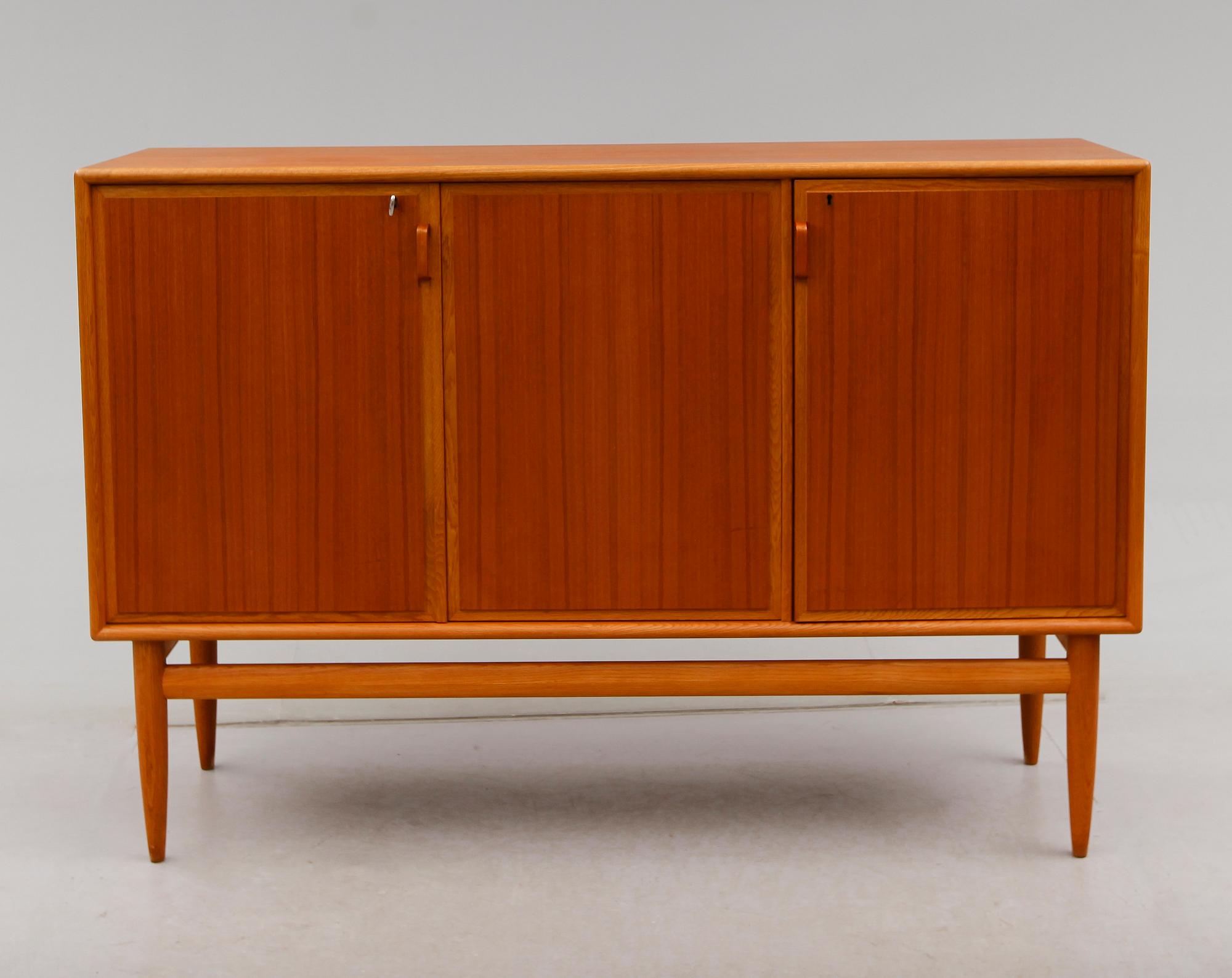 SIDEBOARD, Bertil Fridhagen, Bodafors, 1959.