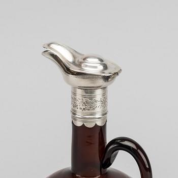 ENGLISH SILVERMOUNTED GLAS WINE DECANTER, Birmingham 1880's.