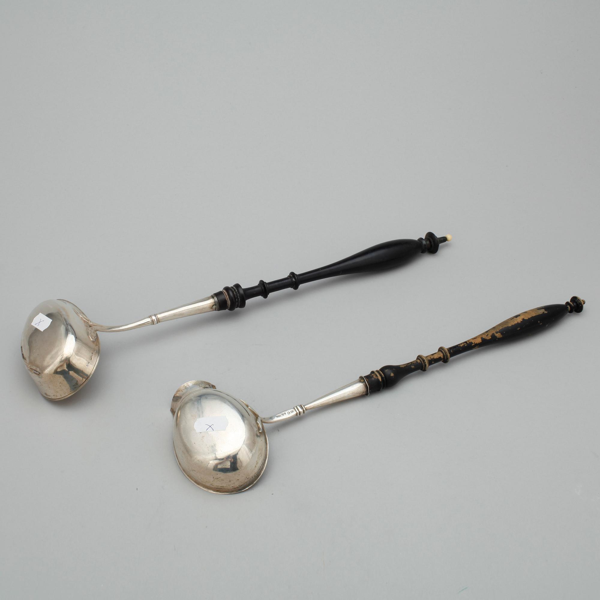 SOPPSLEVAR, 2 st. Silver. Bl a CG Hallberg Stockholm 1923.