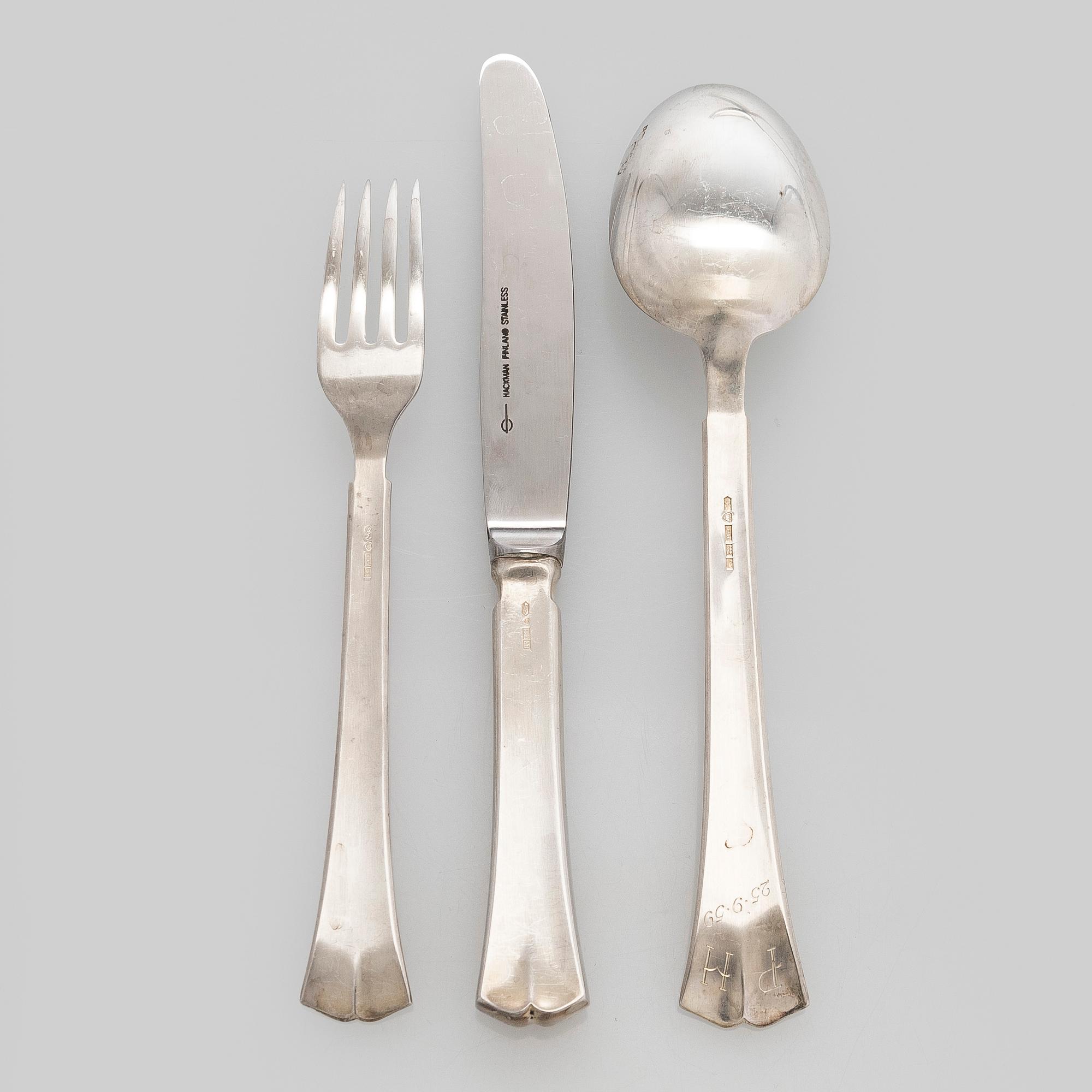 A 35-piece set of 'Jousi' (Bow) silver cutlery, Kultakeskus, Hämeeninna 1953-1979.