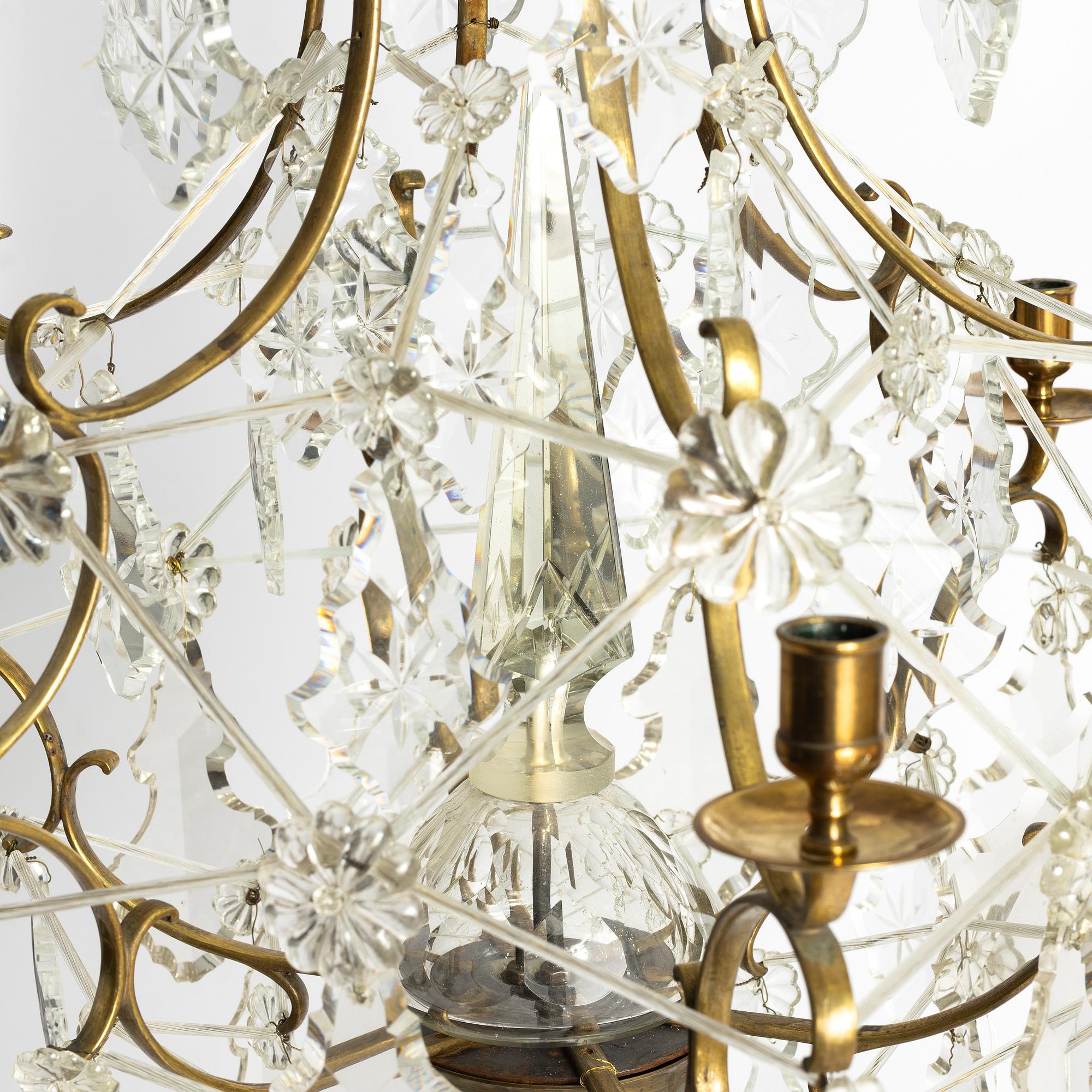 A Rococo style chandelier, 19th century.