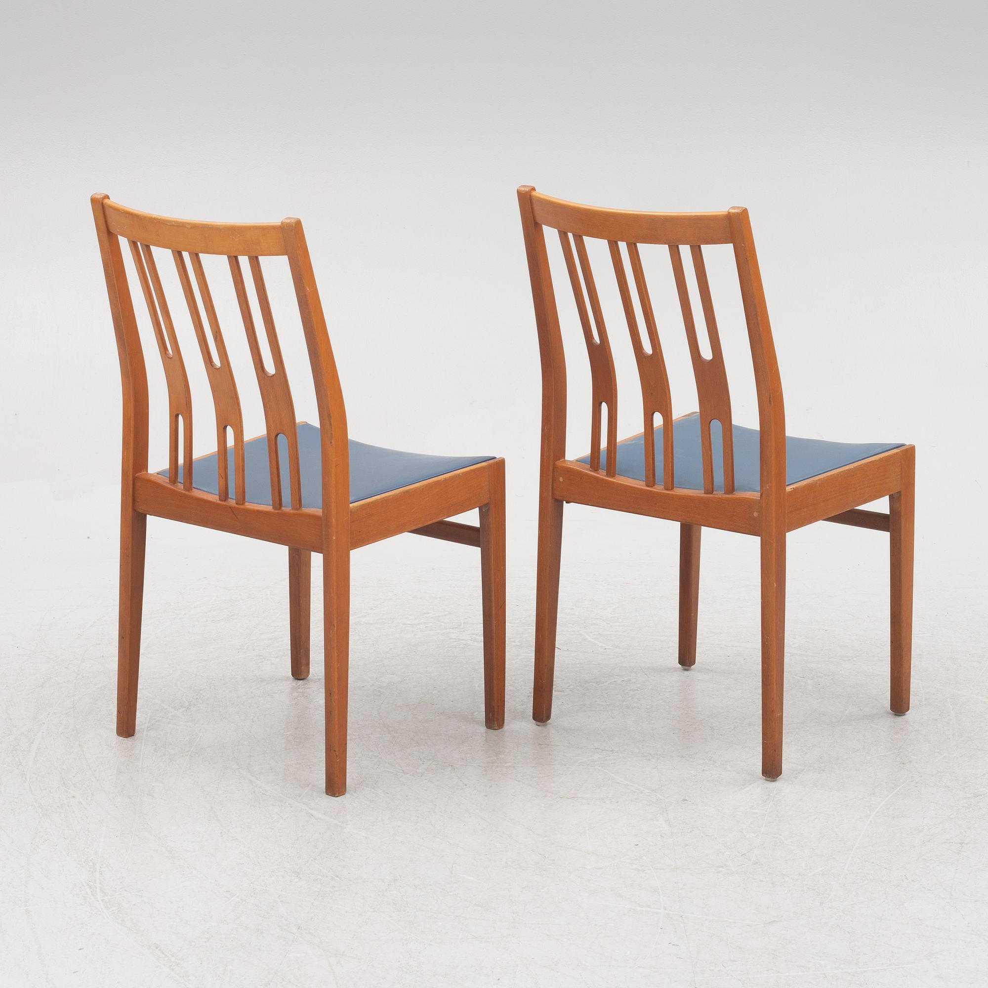 15 chairs, mid 20th century.
