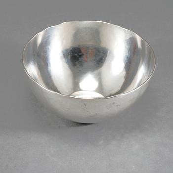 SKÅL, silver, Ray Urban, 1996. Vikt 330 gram.