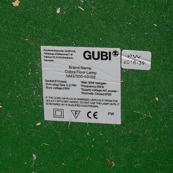 Greta Magnusson Grossman, golvlampa "Cobra" Gubi, samtida.