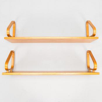 Alvar Aalto hylla, 2 st, modell 112. 1930-/40-tal.