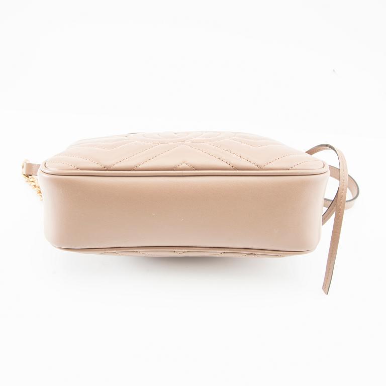 Gucci väska "GG Marmont".