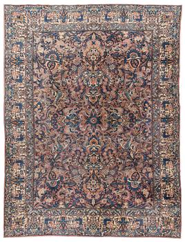 A carpet, semi-antique, Tabriz, ca 317 x 240 cm.