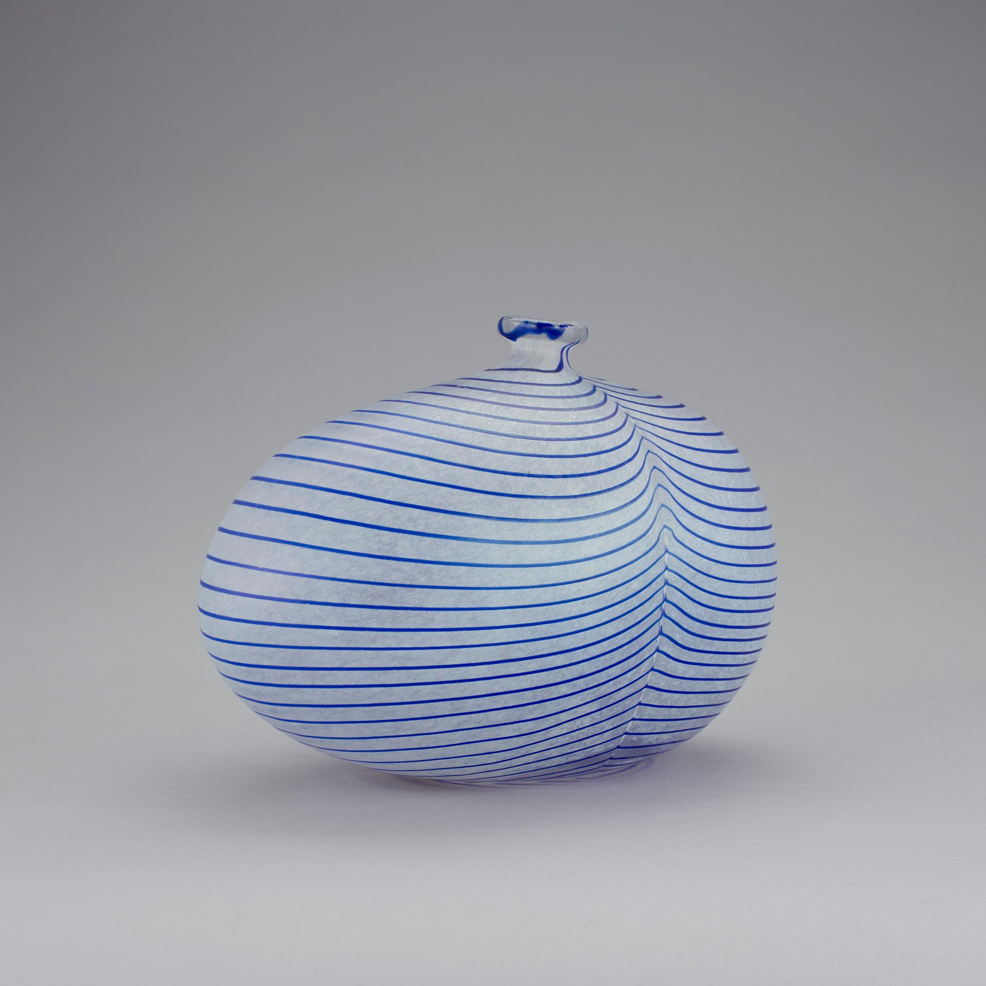 VAS, glas, Bertil Vallien, Kosta Boda, 1980-/90-tal.