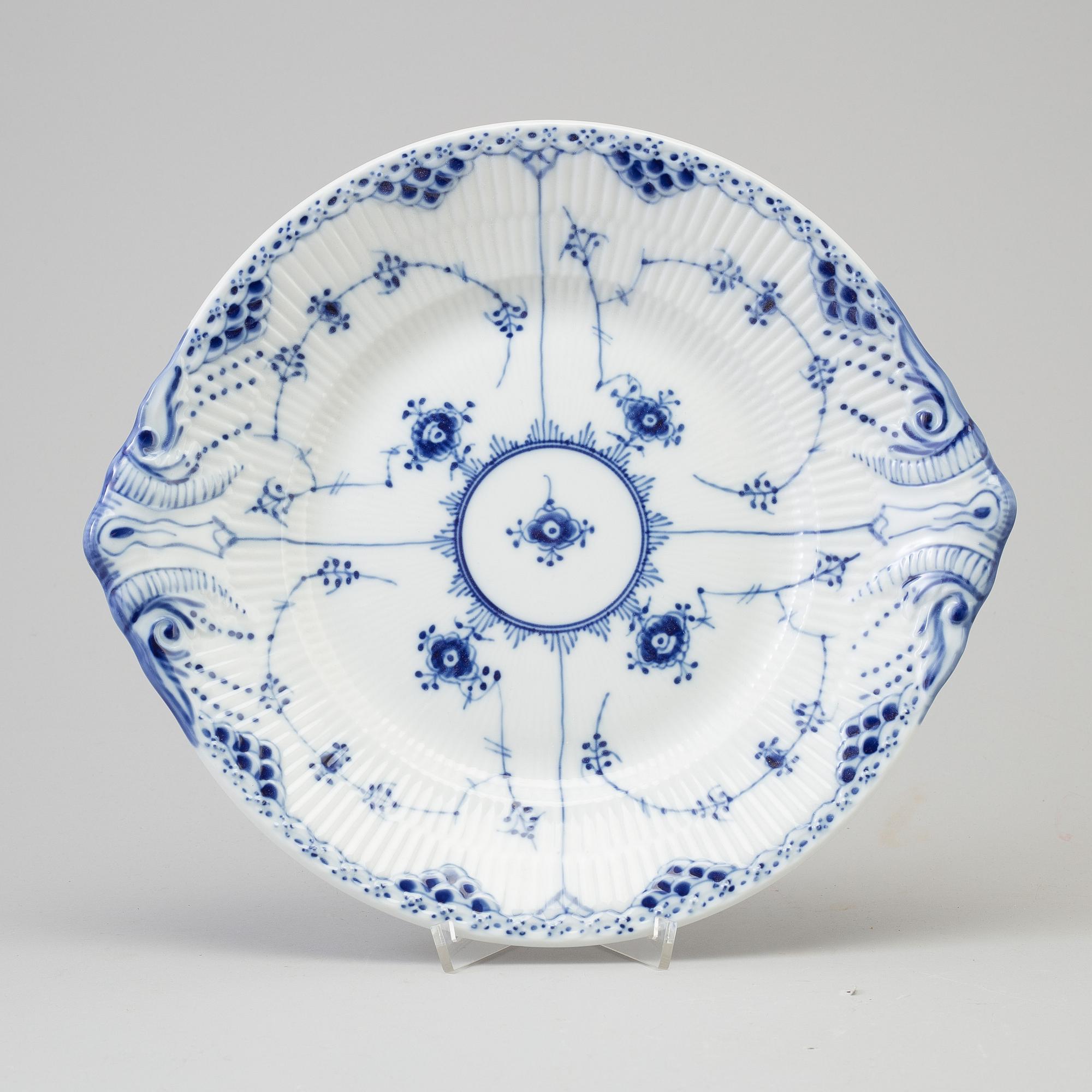 ROYAL COPENHAGEN, mat-, kaffe- och teservis, porslin, 44 delar, porslin, "Musselmalet", Danmark.