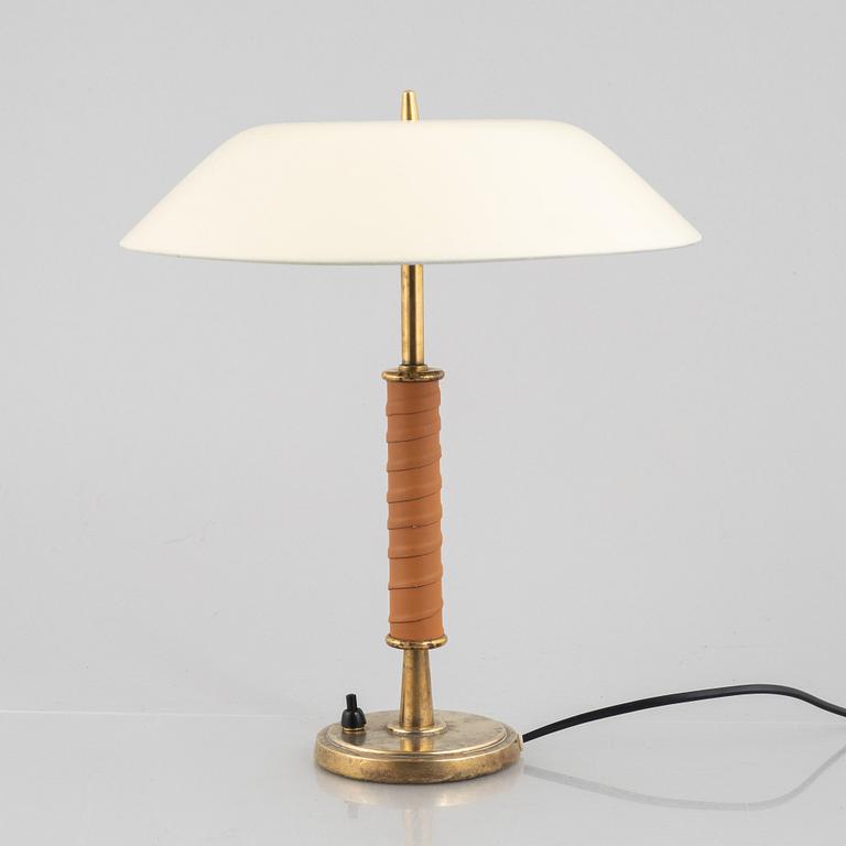 Bertil Brisborg, a model "31044" table lamp, Nordiska Kompaniet 1940s.