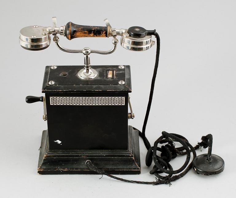 BORDSTELEFON, Telegrafverkets verkstad, Nynäshamn, 1900-talets första hälft.