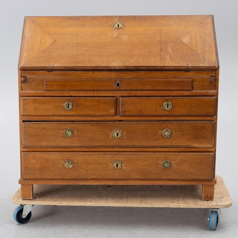 Secretary, 18th century.