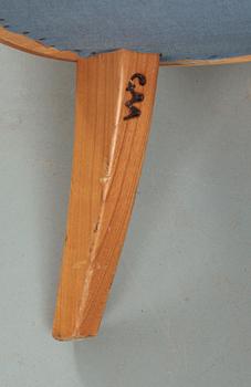 FÅTÖLJER, ett par. Carl Malmsten.