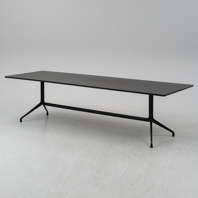 HEE WELLING & HAY, konferensbord, "About a Table AAT", HAY, Danmark.