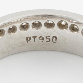 Ring, platinum with smaller brilliant-cut diamonds.