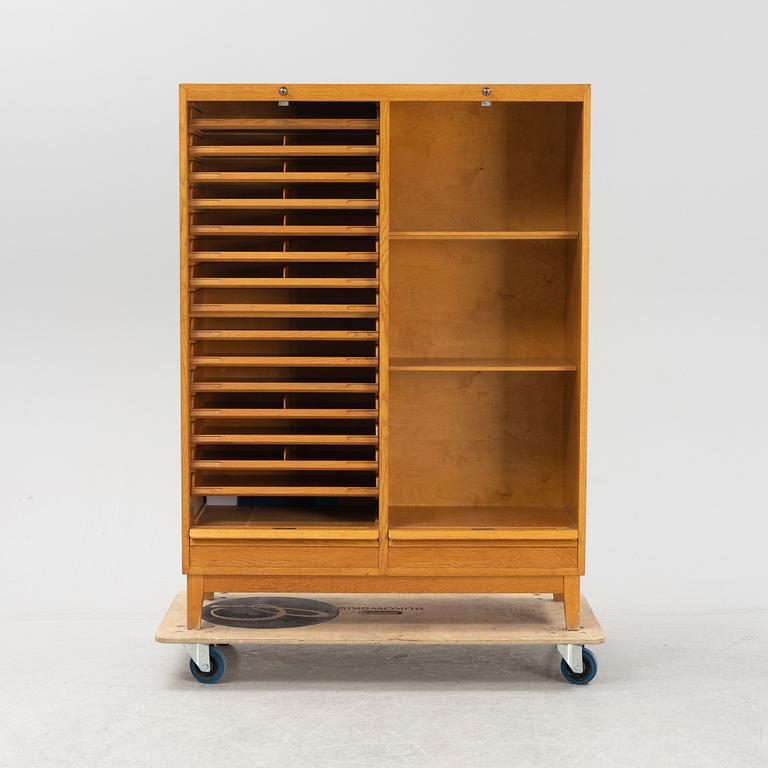 An archival cabinet, 1950's.