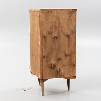 Hörnskåp/barskåp, 1900-talets mitt.