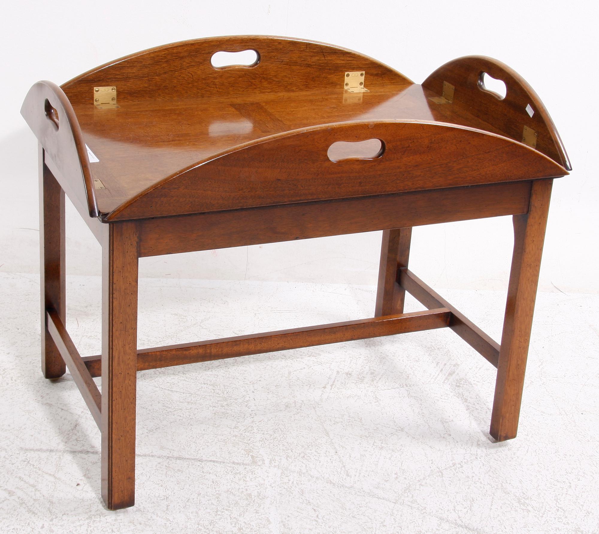 SOFFBORD, engelsk stil, 1900-tal.
