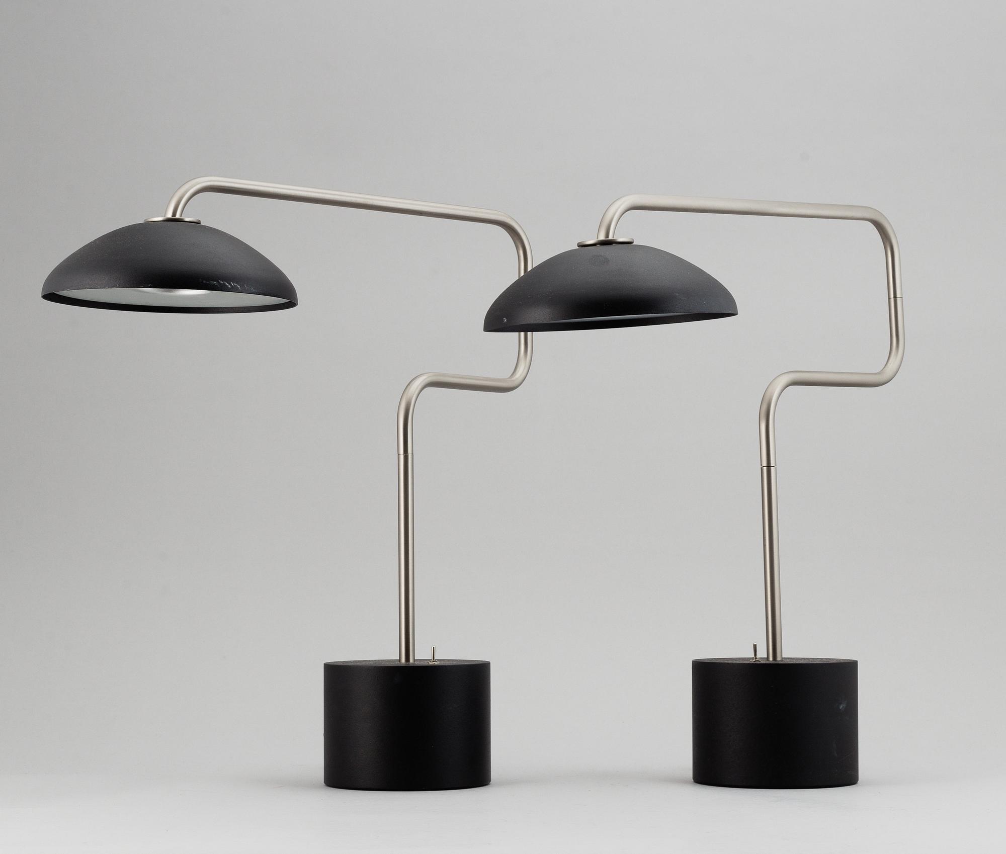 A pair of 'Suma' table lamps by Santa & Cole.