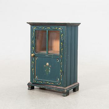 Bowl, first half of the 20th century.