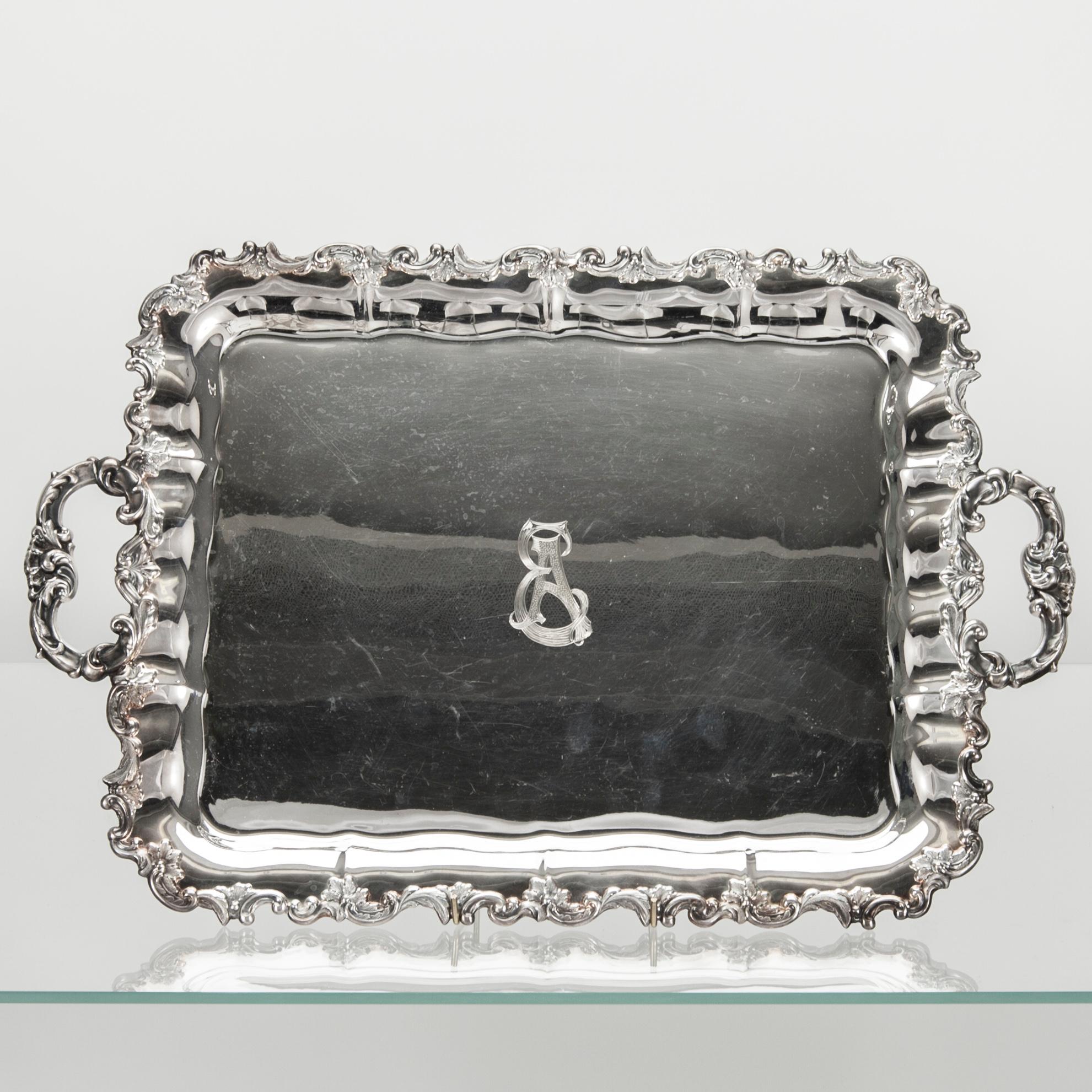 BRICKA, silver, Kultakeskus Tavastehus 1969. Vikt 1685 g.