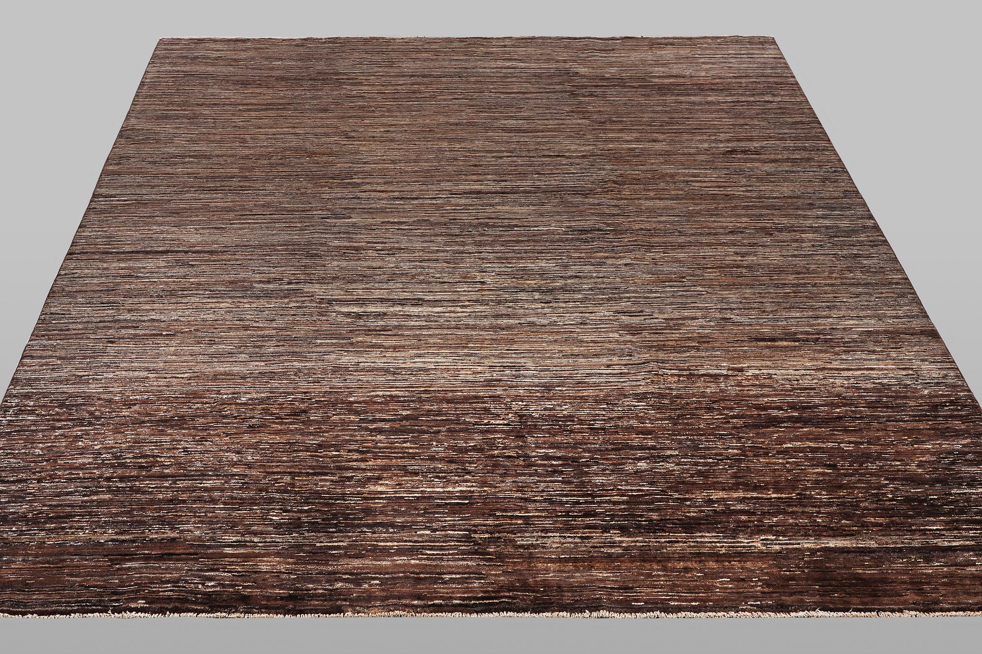 Matta, Gabbeh, ca. 292 x 250 cm.