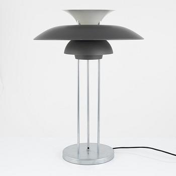 Poul Henningsen, table lamp "PH5", model 27095, Louis Poulsen, Denmark.