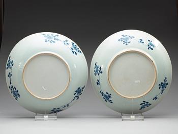 A pair of blue and white chargers, Qing dynasty, 18th Century.