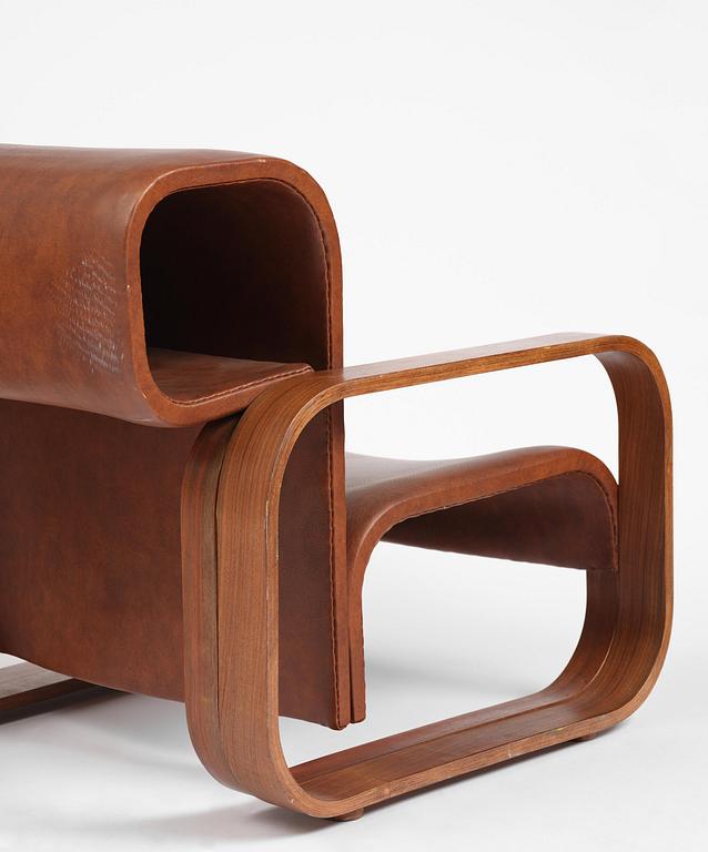 Jan Bocan, fåtöljer, ett par, Thonet, utförda för Tjeckoslovakiska ambassaden, Stockholm, 1972.