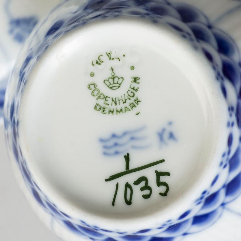 A 25-pieces porcelain 'Musselmalet' service from Royal Copenhagen.