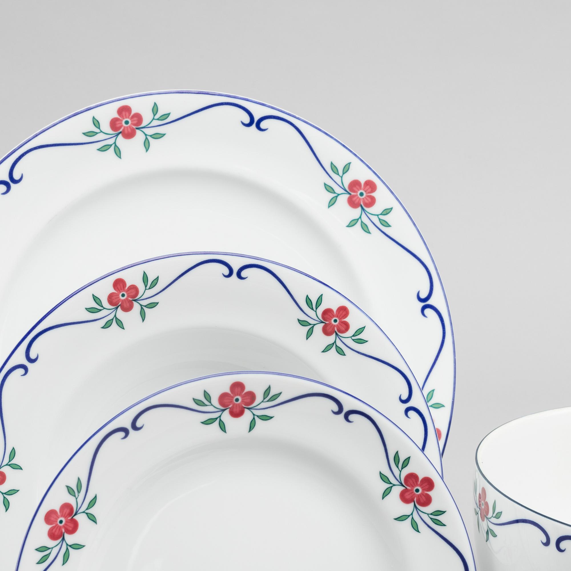 SERVISDELAR, delar 43, porslin, "Sundborn", Pia Rönndahl, Rörstrand.