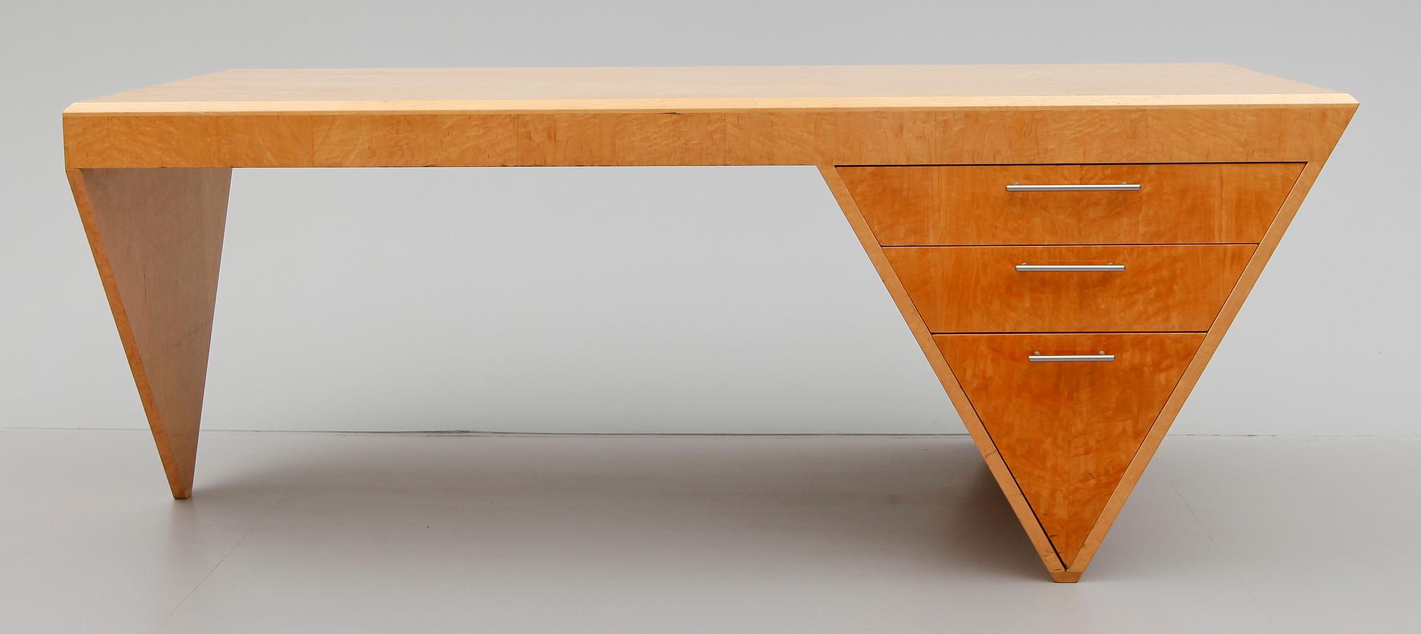 SKRIVBORD, design Klaus Wettergren, Danmark, 1900-talets andra hälft.