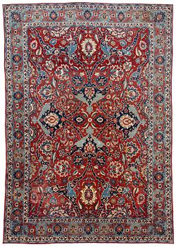 364. An antique/semi-antique Tabriz carpet of 'Vase design', ca 509 x 359 cm.