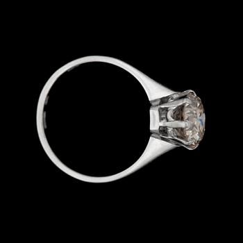 A solitaire diamond 1.85 ct ring. Quality app. M-N/VS.