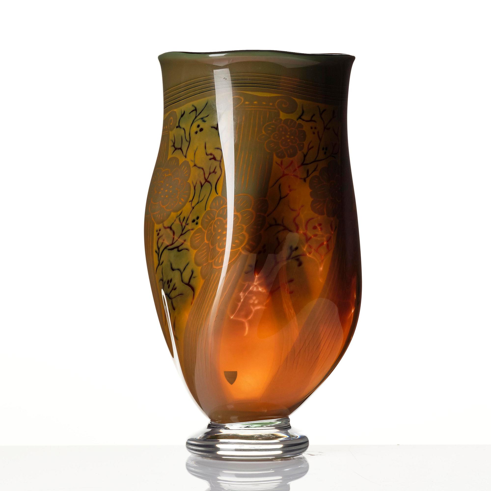 Gunnar Cyrén, a graal glass vase, Orrefors, Sweden 1989.