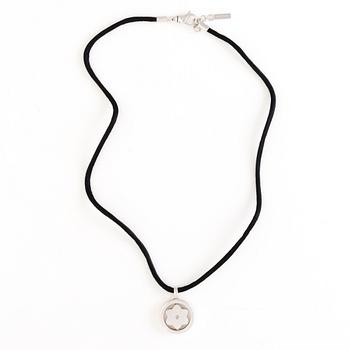 MONTBLANC, halsband med liten diamant och örhängen, "Star collection", silver.