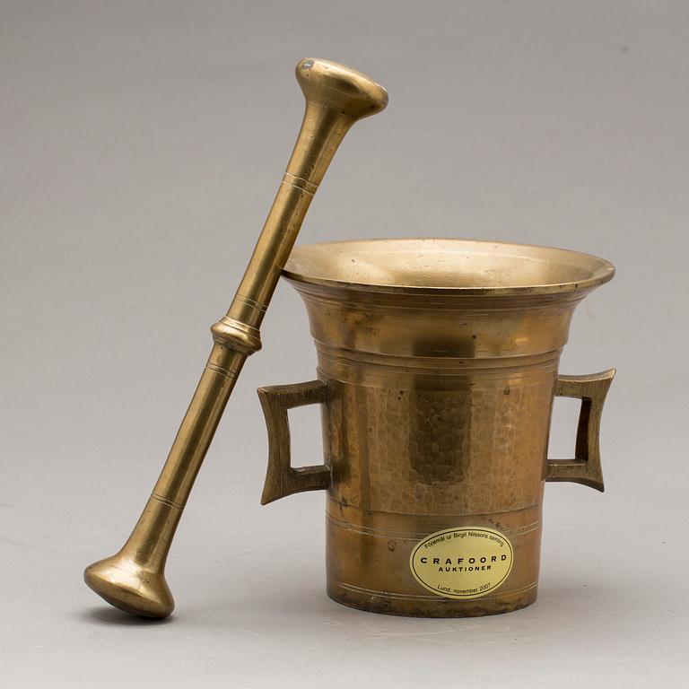 MORTEL MED STÖT, mässing, 1800-tal.