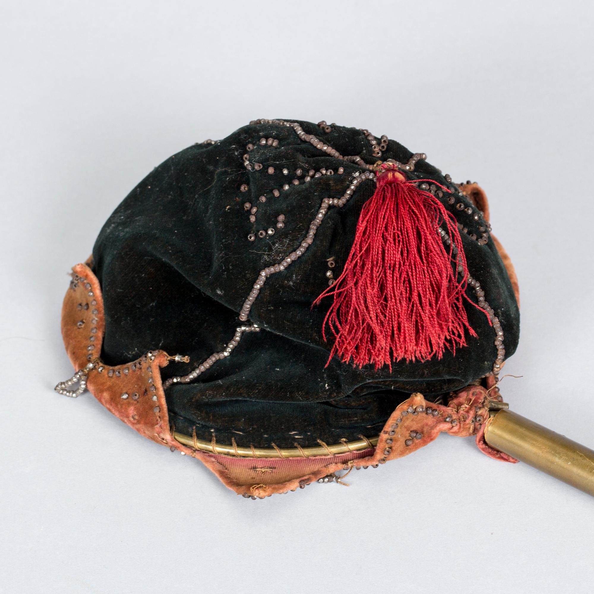 KOLLEKTHÅV, 1800-tal.