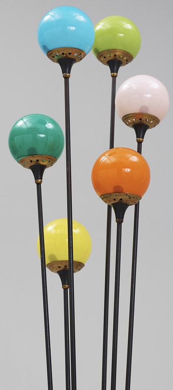 An Italian floor lamp attributed to Stilnovo, 1950's.