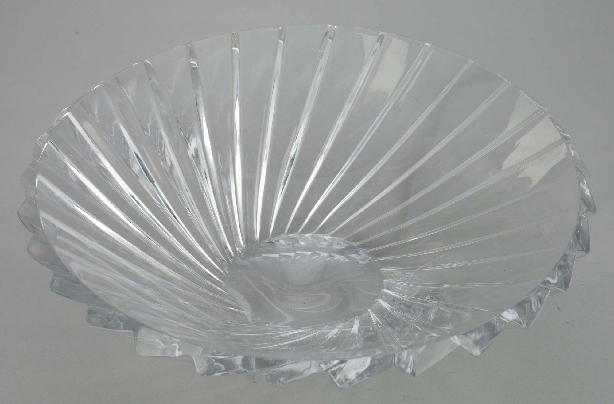 KRISTALLSKÅL, sign. Aimo Okkolin, Riihimäen Lasi. 1900-talets senare hälft.