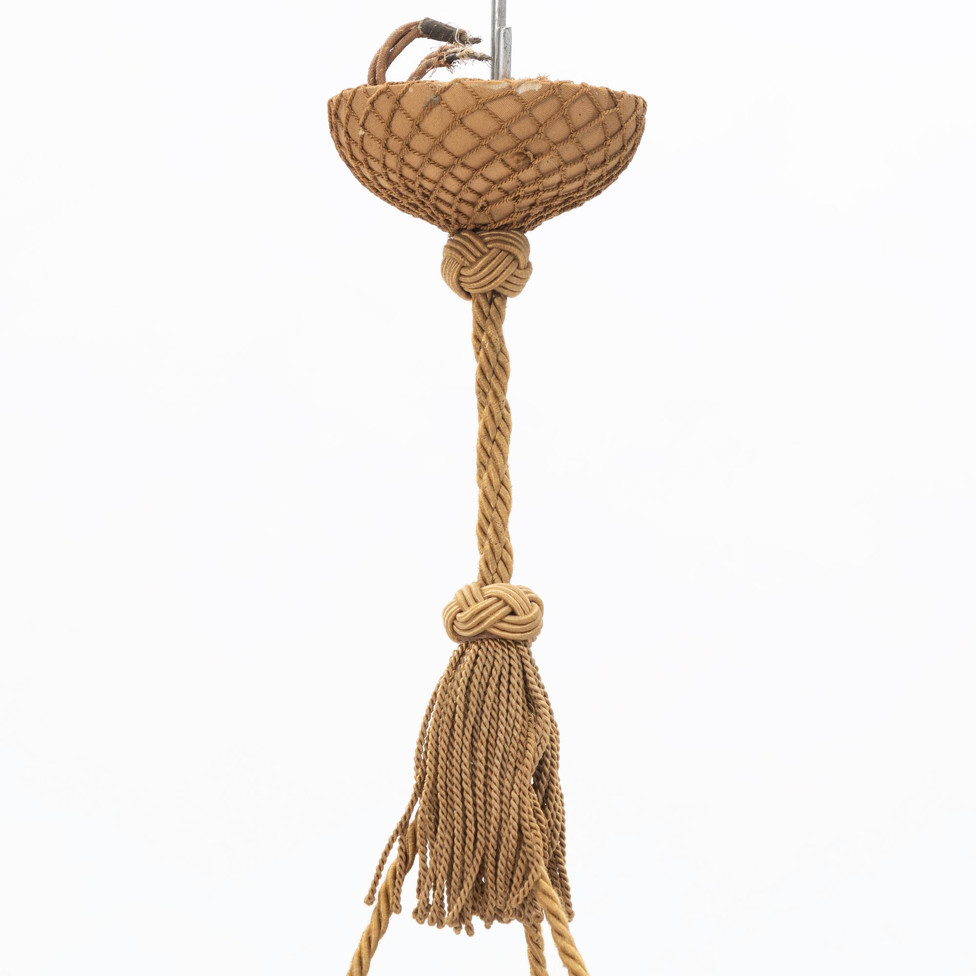 Taklampa, alabaster, 1920/30-tal.