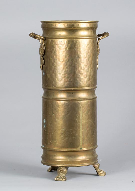 PARAPLYSTÄLL, mässing, 1900-talets första hälft.