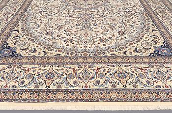 A CARPET, Nain part silk, s.k 9 LAA, 588 x 393 cm.