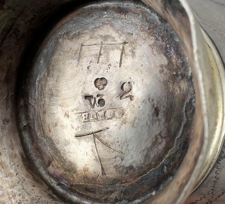 BÄGARE, silver, Olof Grubb, Hudiksvall, 1803. Vikt ca 45g.