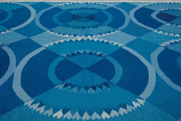 Ingrid Dessau, matto, flat weave, ca 336,5-338 x 223-227 cm, unsigned, Sweden the 1950's-1960's.